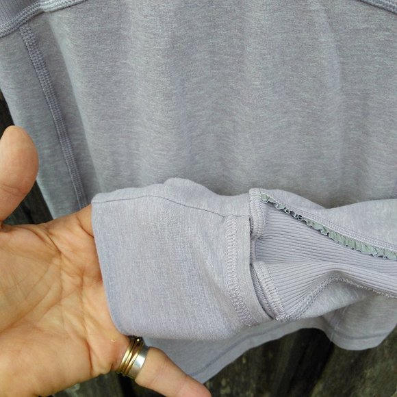 Lululemon 1/2 zip long sleeve top with back pocket 4 - Picture 3 of 8